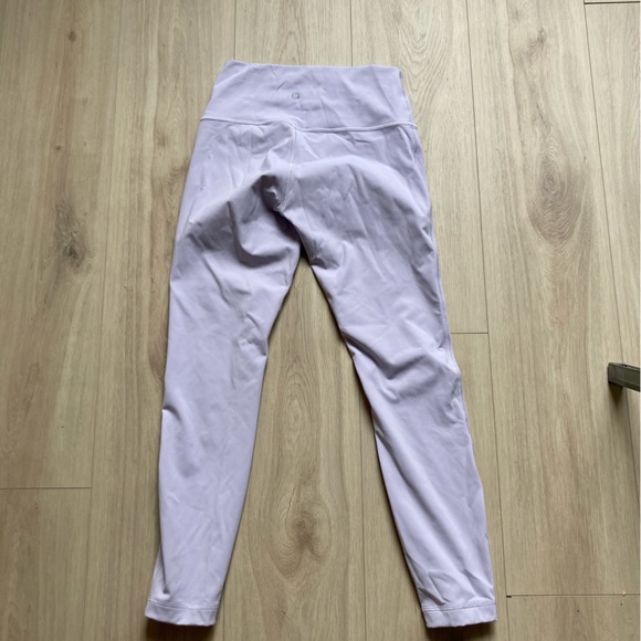LuLuLemon light lavender ankle leggings. Size 6. Great condition! - Picture 1 of 4